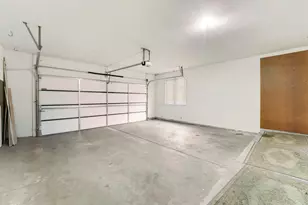 2429 Highpointe Dr, Kalamazoo, MI 49008 - Photo 26