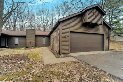 2429 Highpointe Drive, Kalamazoo, MI 49008 - Photo 1