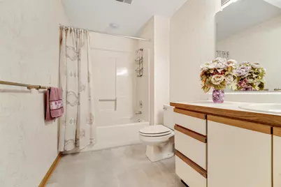 2429 Highpointe Drive, Kalamazoo, MI 49008 - Photo 22