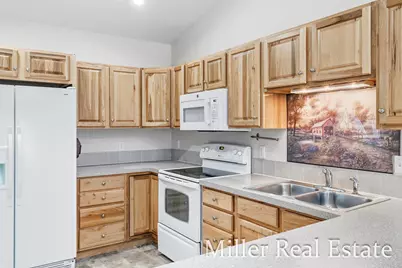 630 Riverwalk Street, Hastings, MI 49058 - Photo 6