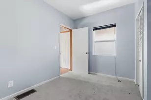 2120 E Main St, Kalamazoo, MI 49048 - Photo 16