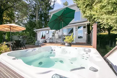 24199 N Shore Drive, Edwardsburg, MI 49112 - Photo 4