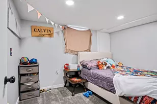 1253 Emerald Ave NE, Grand Rapids, MI 49505 - Photo 14