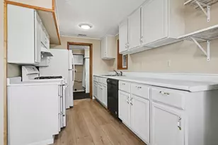 9558 Belding Rd NE, Rockford, MI 49341 - Photo 8