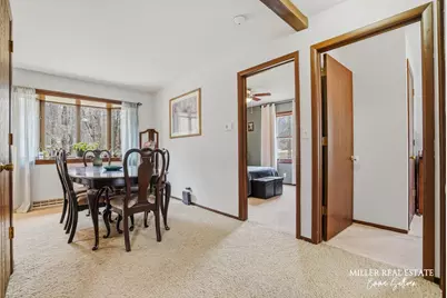 226 W Nelson Street, Hastings, MI 49058 - Photo 6