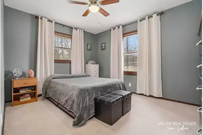 226 W Nelson Street, Hastings, MI 49058 - Photo 12