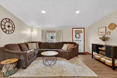 6733 Carolyn Drive NE, Sand Lake, MI 49343 - Photo 8