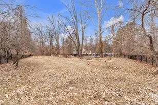 22030 Rougewood Dr, Southfield, MI 48033 - Photo 28