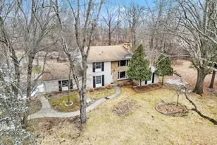 22030 Rougewood Dr, Southfield, MI 48033 - Photo 36