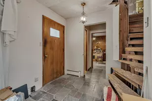 22030 Rougewood Dr, Southfield, MI 48033 - Photo 4