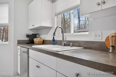 4682 Eastern Avenue SE, Grand Rapids, MI 49508 - Photo 12