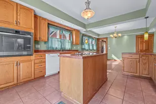 93 S W, Hillsdale, MI 49242 - Photo 20