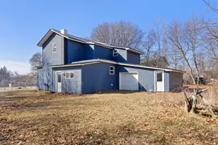 101 River Ct, Saint Louis, MI 48880 - Photo 30