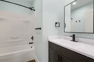 1624 Lafayette Ave SE, Grand Rapids, MI 49507 - Photo 18