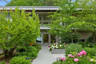 1600 Rocky Gap Rd, Benton Harbor, MI 49022 - Photo 4