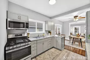 714 Emerald Ave NE, Grand Rapids, MI 49503 - Photo 10