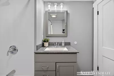 714 Emerald Avenue NE, Grand Rapids, MI 49503 - Photo 16