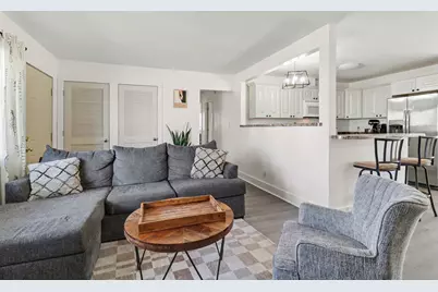 602 Resseguie Street, Ludington, MI 49431 - Photo 4