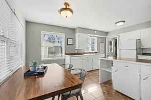 6909 Oakland Dr, Portage, MI 49024 - Photo 6