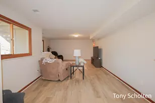 10364 Hannah Dr, Zeeland, MI 49464 - Photo 22