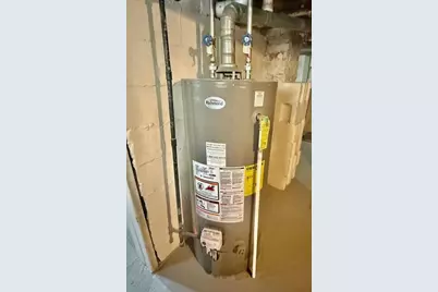 415 W Forest Avenue, Muskegon, MI 49441 - Photo 20