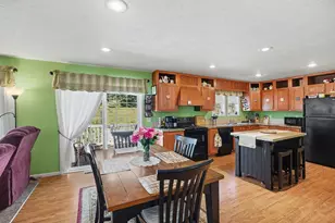 707 Peach Ln, Fremont, MI 49412 - Photo 8