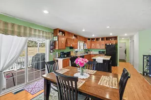 707 Peach Ln, Fremont, MI 49412 - Photo 12