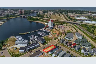 221 Cavelier Avenue, Saint Joseph, MI 49085 - Photo 1