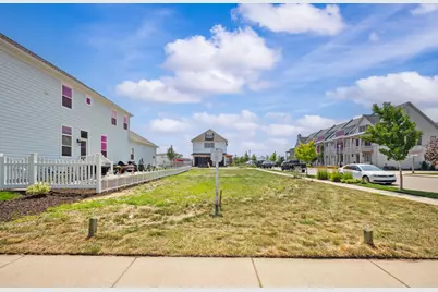 221 Cavelier Avenue, Saint Joseph, MI 49085 - Photo 2