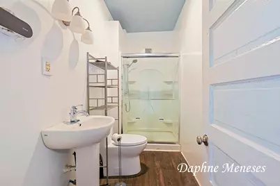 594 E Apple Avenue, Muskegon, MI 49442 - Photo 8