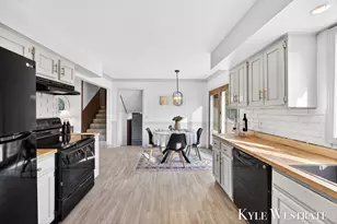 1763 E Pontaluna Rd, Spring Lake, MI 49456 - Photo 12