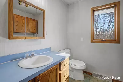 8050 Oakview Ridge Drive NE, Rockford, MI 49341 - Photo 18
