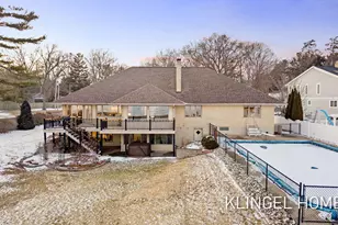 530 Glenwood Ave, Muskegon, MI 49445 - Photo 52