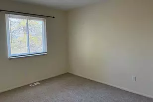 3542 Burbank Dr, Ann Arbor, MI 48105 - Photo 8