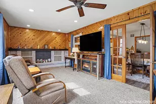 6260 Pine Crest Dr, Zeeland, MI 49464 - Photo 16