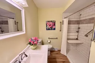 5640 Leisure S Dr SE, Grand Rapids, MI 49548 - Photo 12