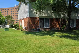 44497 Savery Dr, Canton, MI 48187 - Photo 24