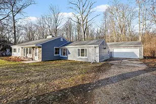 28375 Ranchwood Dr, Southfield, MI 48076 - Photo 2
