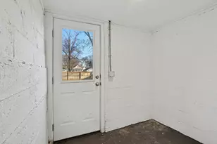 133 E 20th St, Holland, MI 49423 - Photo 20