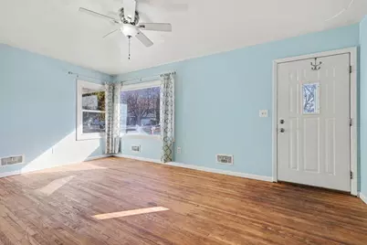 4709 Burgis Avenue SE, Grand Rapids, MI 49508 - Photo 2