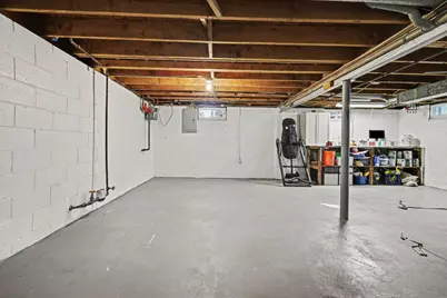 4709 Burgis Avenue SE, Grand Rapids, MI 49508 - Photo 18