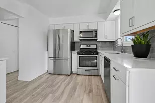 38249 N Jean Ct, Westland, MI 48186 - Photo 8