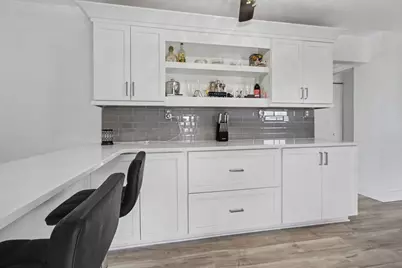 38249 N Jean Court, Westland, MI 48186 - Photo 10