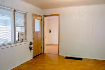 321 E Center Street, Coloma, MI 49038 - Photo 8