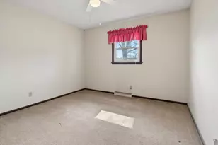 565 E Rockey Weed Rd, Berrien Springs, MI 49103 - Photo 10