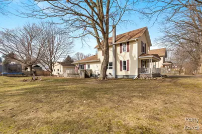 242 S Maple Street, Freeport, MI 49325 - Photo 4