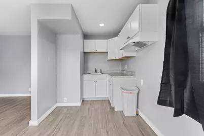 2490 Stieber Street, Westland, MI 48186 - Photo 8