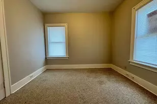 490 E Emmett Street E, Battle Creek, MI 49017 - Photo 8