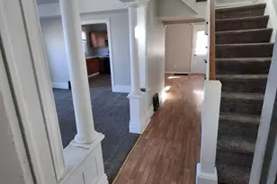 490 E Emmett Street E, Battle Creek, MI 49017 - Photo 4