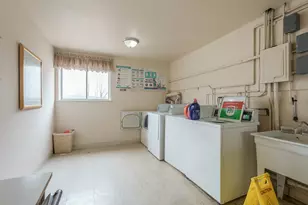 734 W Kilgore Rd, Kalamazoo, MI 49008 - Photo 32